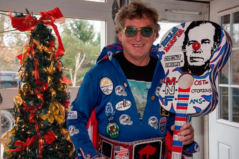 Fans help out after Bills Elvis says tailgate gear was taken during game