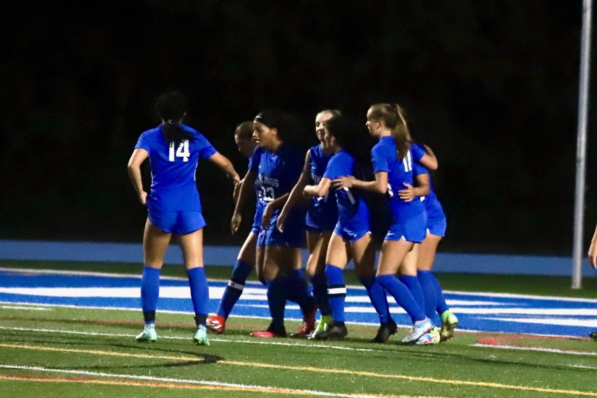 GISoccerGirls1.jpeg
