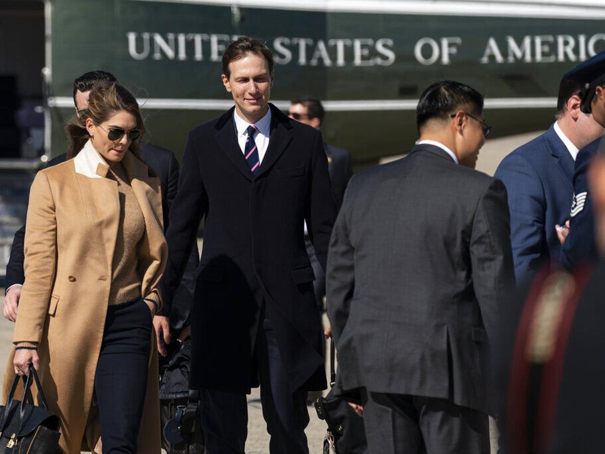 Trump In Quarantine Process After Top Aide Gets Covid 19 News Niagara Gazette Com