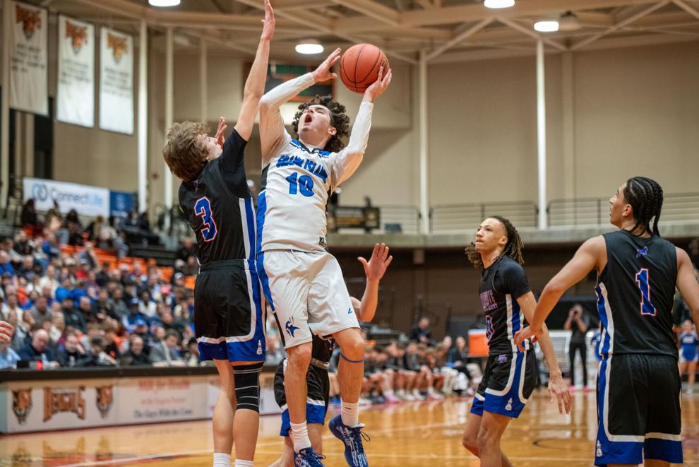 Grand Island's rally gets cut off by Williamsville South in Class A1 final