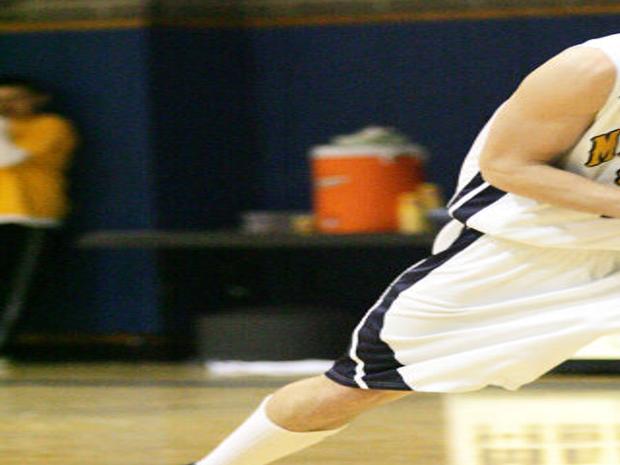 Men S Basketball Tonawanda S Gersitz Grows With Medaille Program