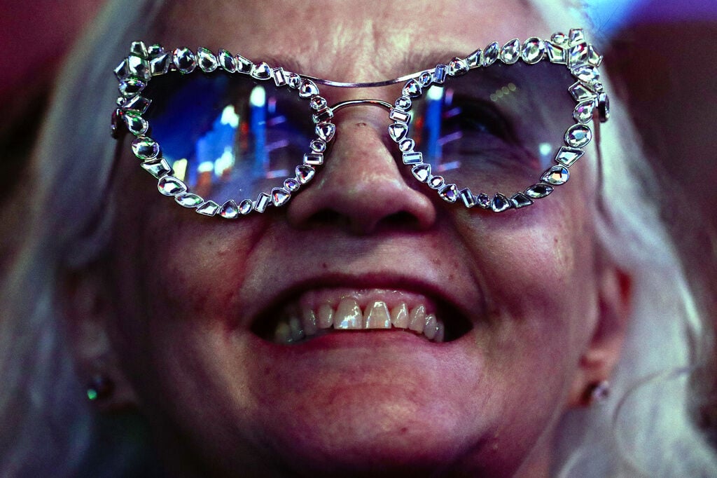 Cracking a smile regularly may be good not just for your mood but for ...