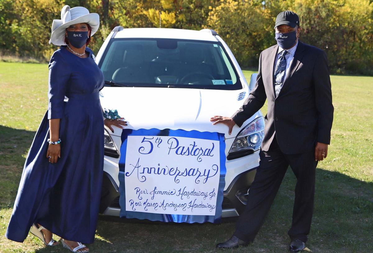 201011 Pastor Hardaway drive-by 6