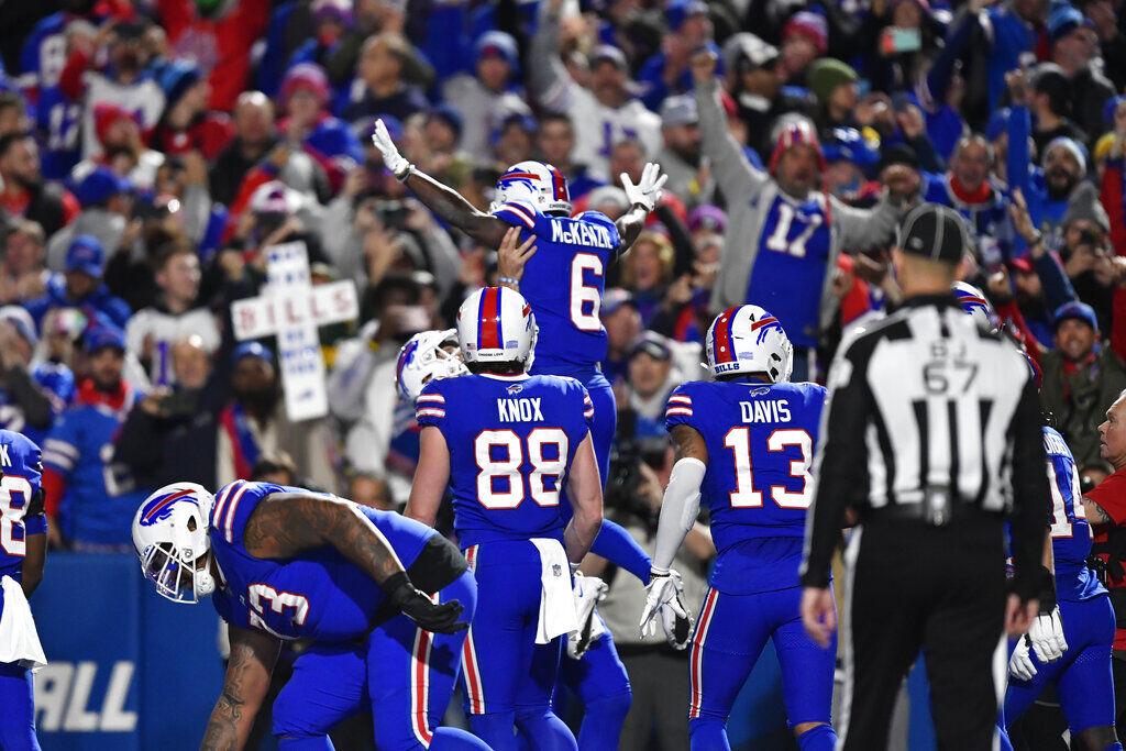 Diggs, Bills hand Rodgers, Packers 4th straight loss, 27-17