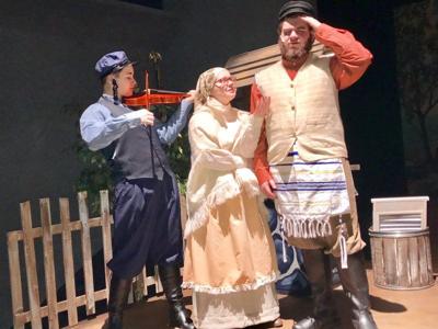 Fiddler On The Roof Hits The Stage Night And Day Niagara Gazette Com