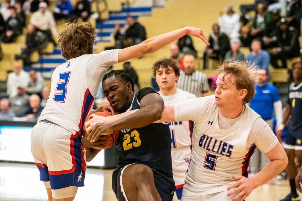 Niagara Falls shows off toughness in season-opening win over Williamsville South