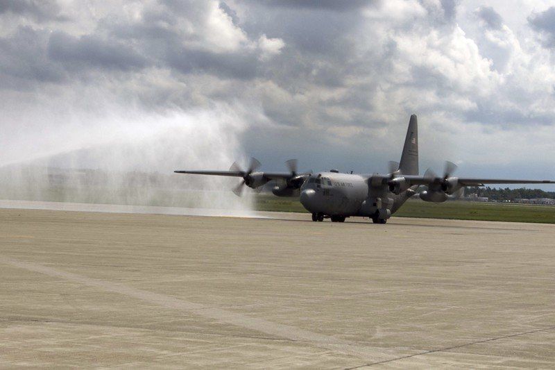 Sunday flight marks final return for 914th's familiar aircraft