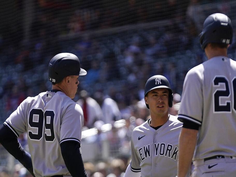 Aaron Judge takes batting practice in encouraging Yankees sign