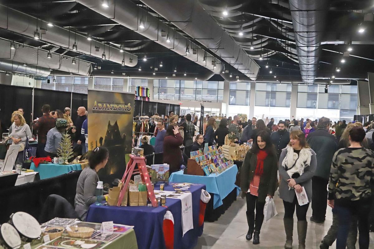 SLIDESHOW Makers Market a big hit in the Falls Gallery niagara