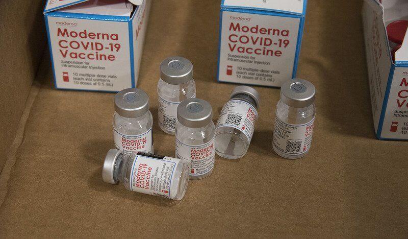 New York vaccine debate focuses on shots for seniors