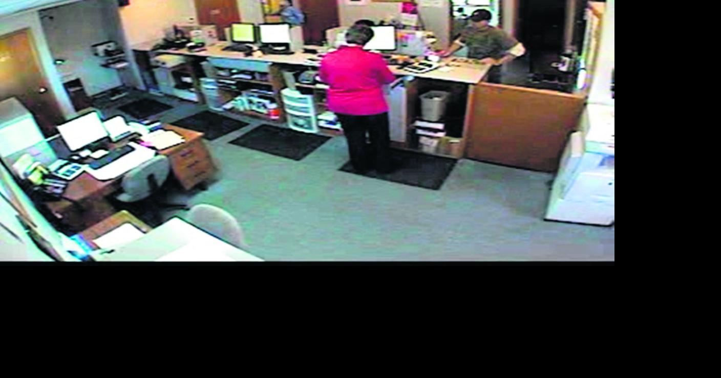 Saunders Settlement Road credit union robbed Crime