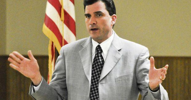 Grisanti will be replaced on the bench after shoving police officer - Vimarsana News
