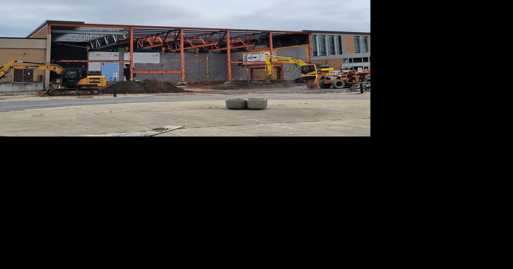 NiagaraWheatfield auditorium construction work
