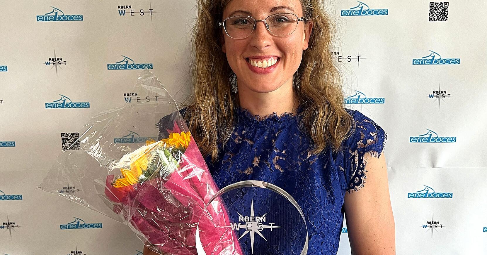 WNY bilingual education group honors BOCES English teacher - Vimarsana News