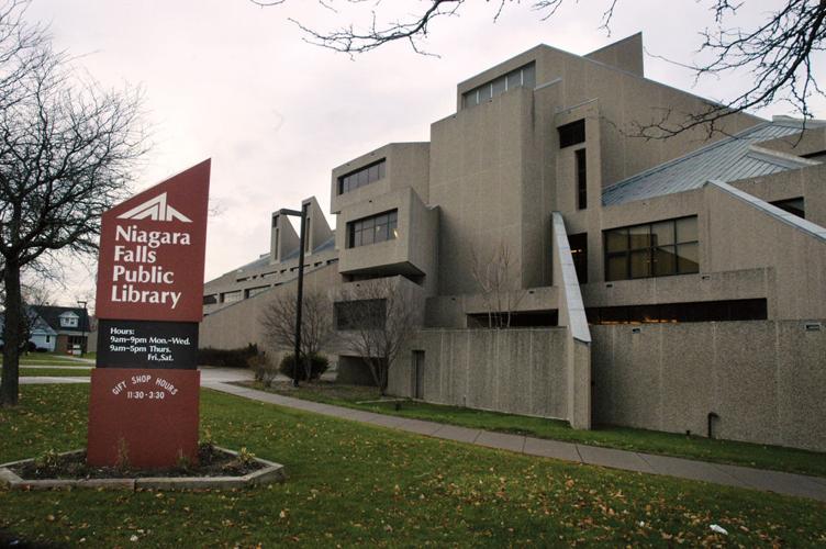 NIAGARA FALLS: Library debate fueled by size | Local News | niagara ...
