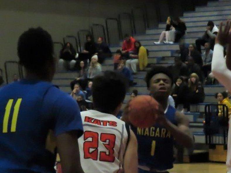 Nccc Women Cruise To Victory Men Fall To Ecc Into Overtime