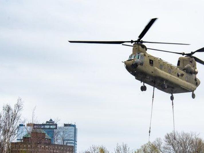 Mission accomplished: Wayward pontoon lifted from Niagara ...