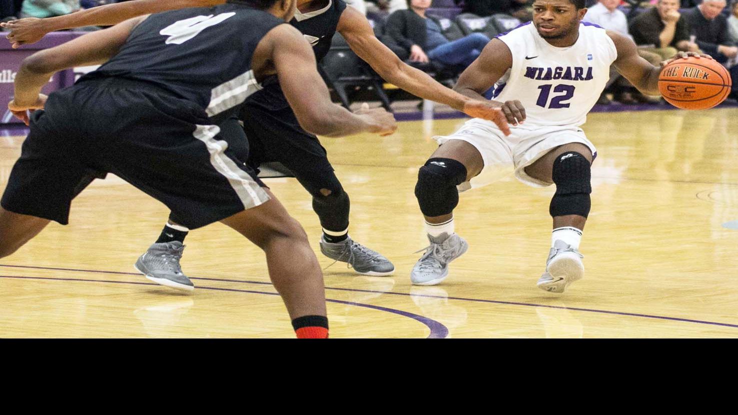 Last Second Lay Up Sinks Purple Eagles College Sports Niagara Gazette Com
