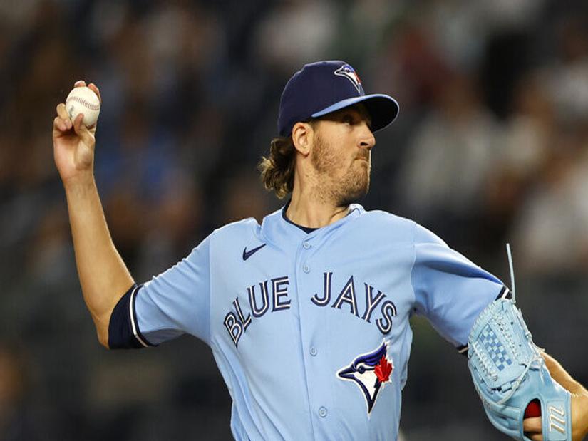 Blue Jays right-hander Kevin Gausman to start Game 1 against Twins