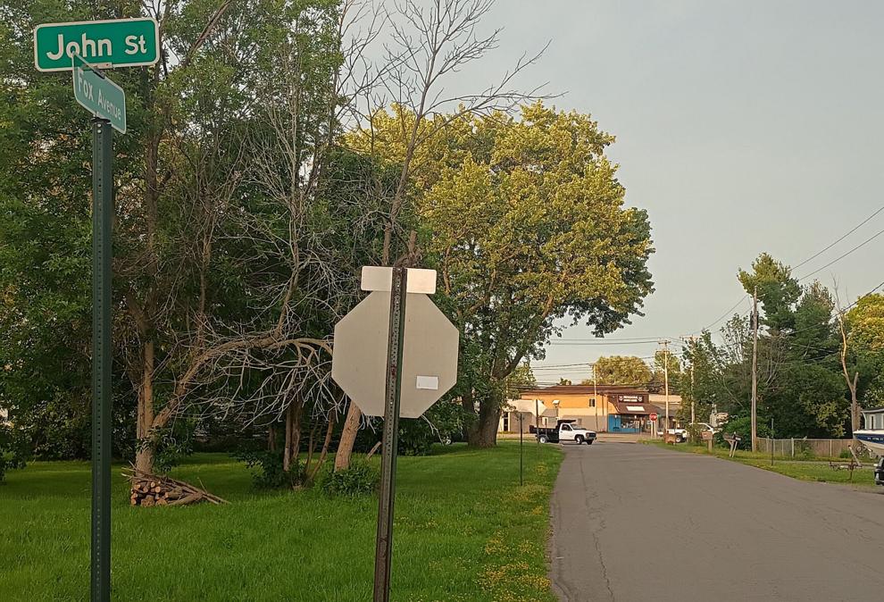 Pair of Niagara homeowners to release results of radioactive testing