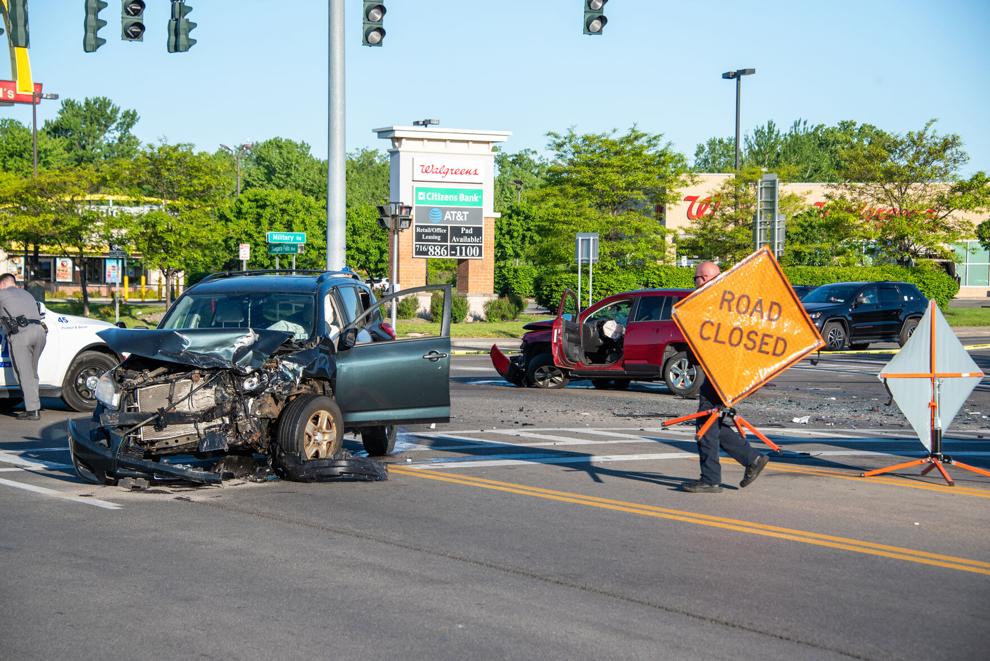 Niagara Falls police investigating fatal crash