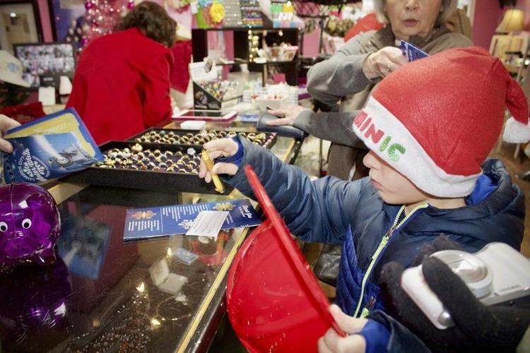 Stepping into the Christmas season in North Tonawanda Local News