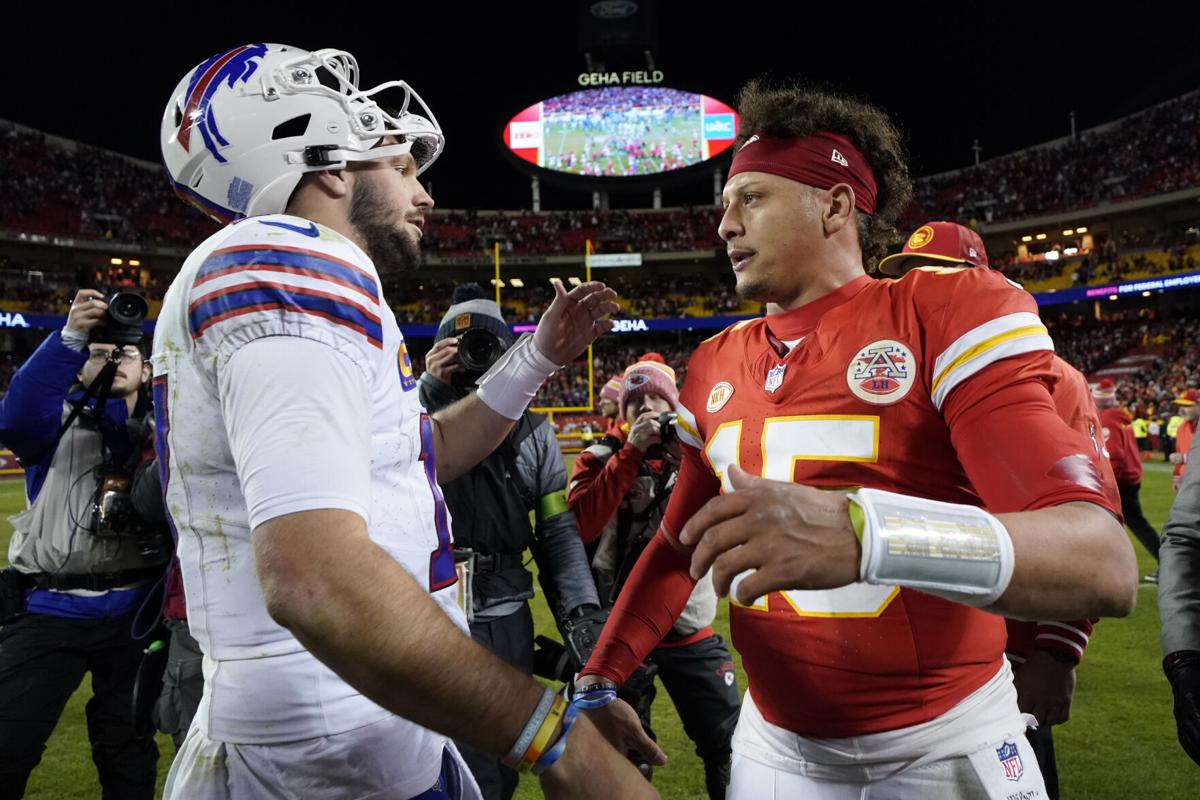 Chiefs vs. Bills final score, results: Kansas City survives on