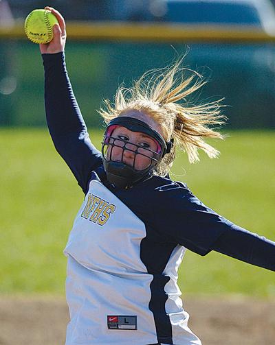090423 NFHS/NT SOFTBALL6.JPG