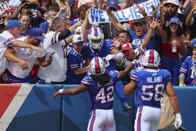 Allen and the Bills bounce back from a season-opening dud with 38-10 rout  of the Las Vegas Raiders, Sports