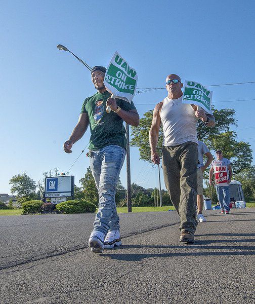 Lockport Tonawanda Gm Plants Remain Idle Local News Niagara Gazette Com