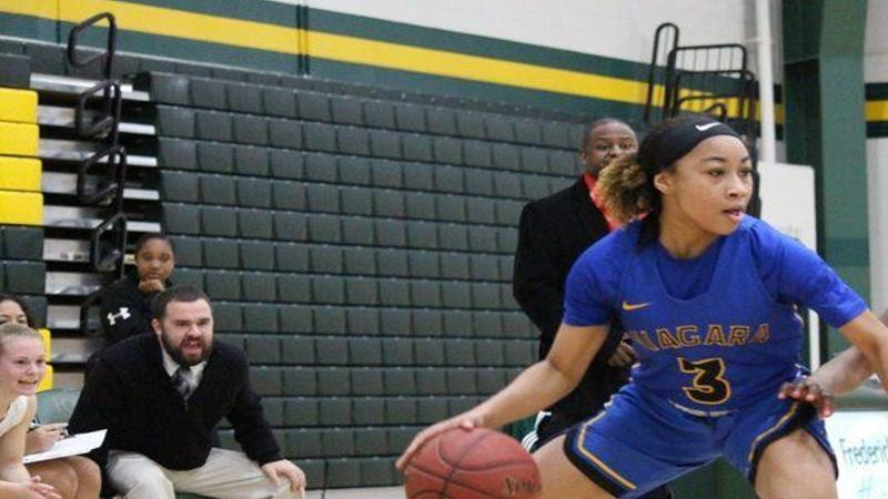 O Neil Makes It 3 D 1 Commits For Nccc Sports Niagara Gazette Com
