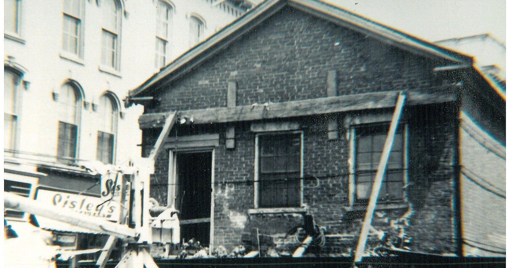 NIAGARA DISCOVERIES: George Daunce & Son building movers - Vimarsana News
