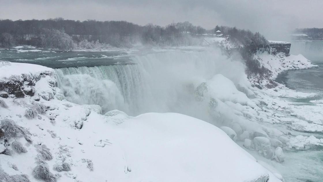 VIDEO: Taking in the ice bridge from Niagara Falls State Park