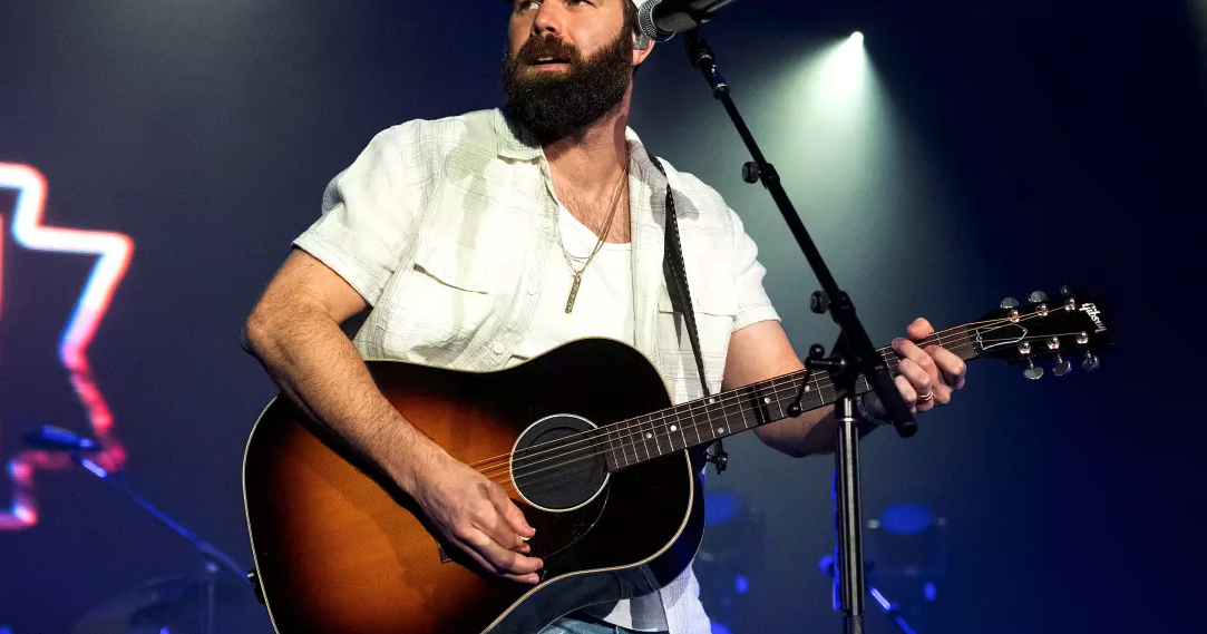 Country star questioned at WNY border on way to Ontario