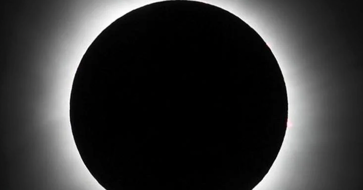 Total solar eclipse races across North America as clouds part along totality - Vimarsana News