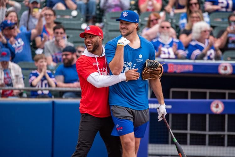 Micah Hyde's Bills softball event raises more than $450K, Sports
