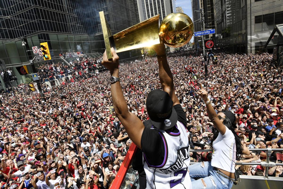 SLIDESHOW: Toronto welcomes back world-champion Raptors ...