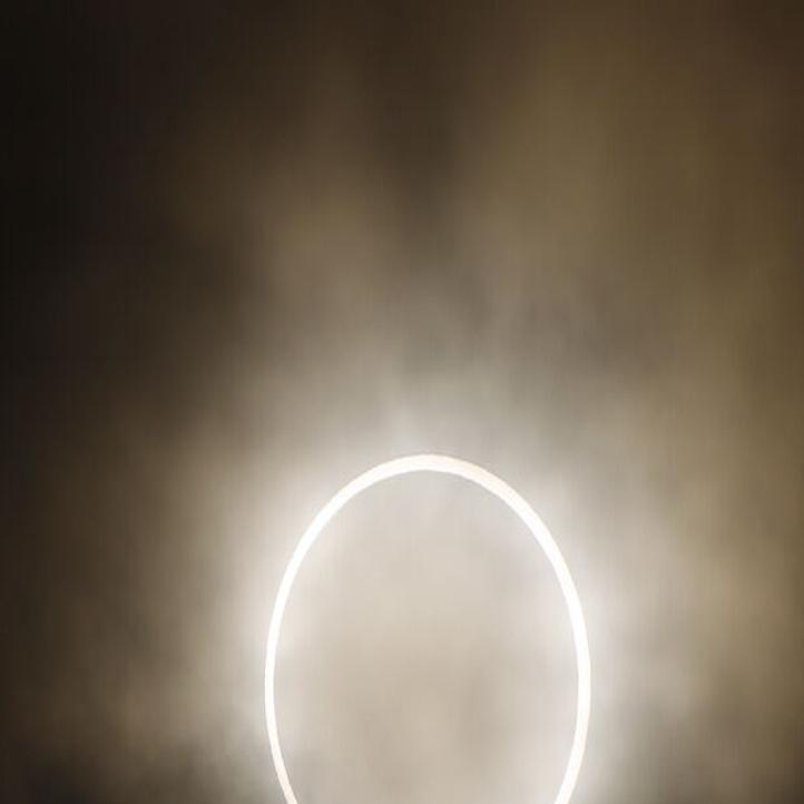 You can't make it up: Last night's lunar eclipse lasted for 3 hours and 28  minutes - The Boston Globe