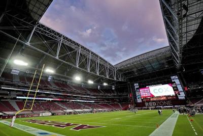 49ers head to new home in Arizona to host Bills