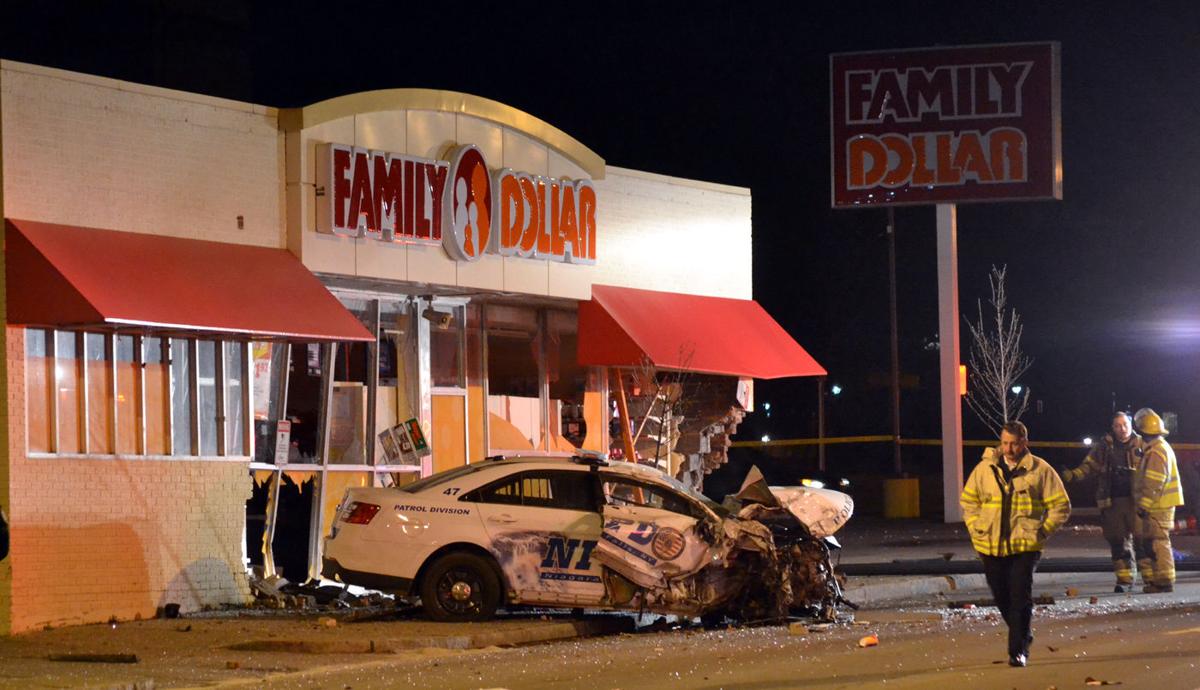 Niagara Falls police officer injured after patrol car crashes into Pine