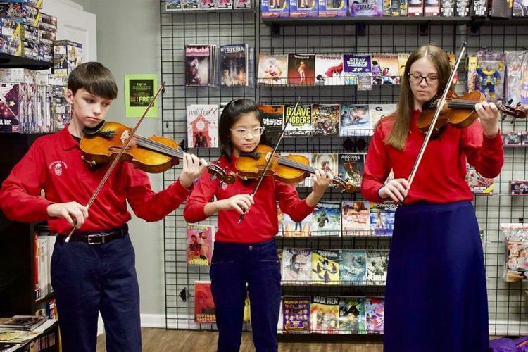 Stepping into the Christmas season in North Tonawanda Local News