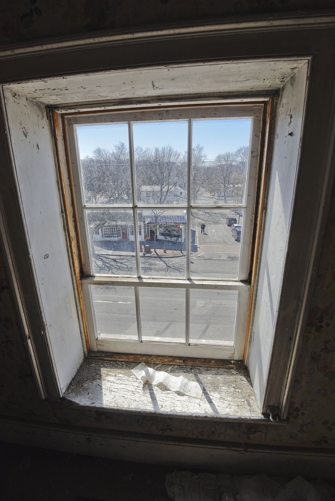 SLIDESHOW A look inside Lewiston's vacant Frontier House Gallery