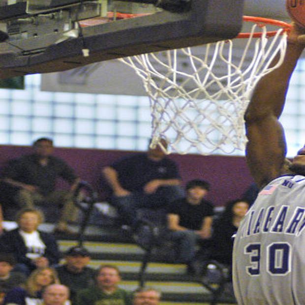 Men S Basketball Williamson Is Niagara S Sixth Starter Sports