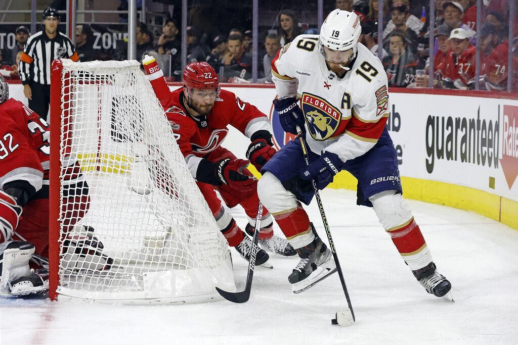 Panthers try to follow Bennett's, Tkachuk's lead vs. Bruins