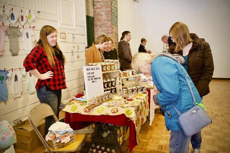 Stepping into the Christmas season in North Tonawanda Local News