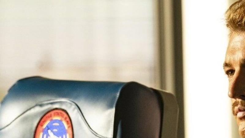 CALLERI: Professor Tom Cruise reopens the Top Gun flight ...