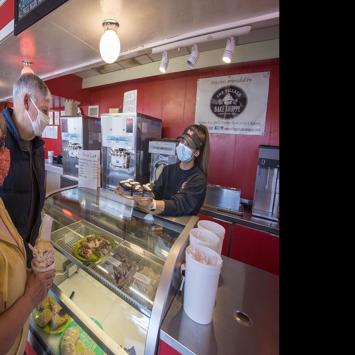 A Sweet Match For De Dee S Dairy And Lewiston S Village Bake Shoppe Local News Niagara Gazette Com