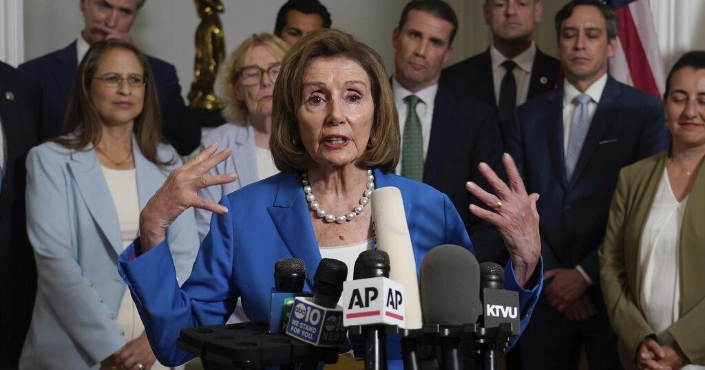 California's Newsom, Pelosi back Texas Democrats