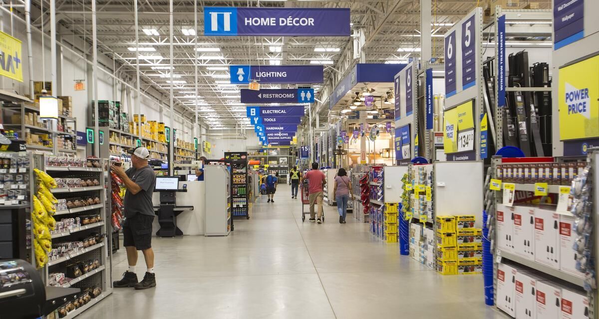 Former Lowe s store reopens as Niagara Falls RONA