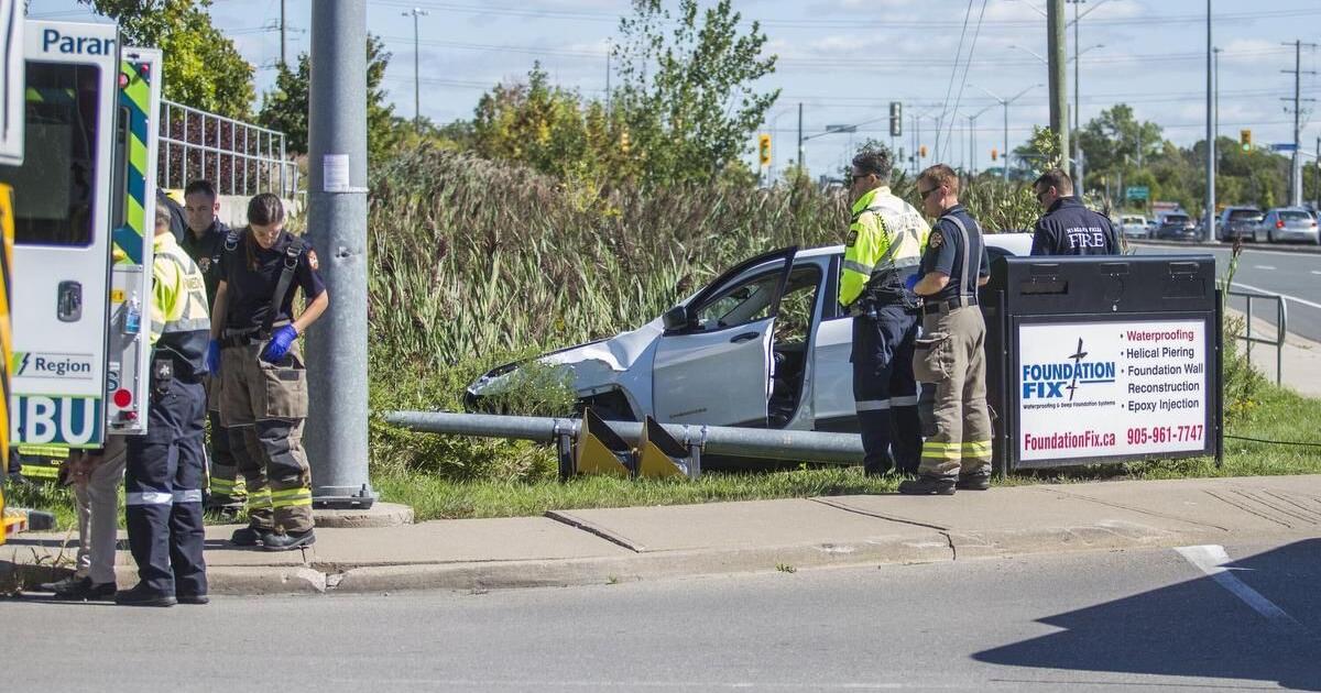 Pedestrian dies after being struck by vehicle in Niagara Falls